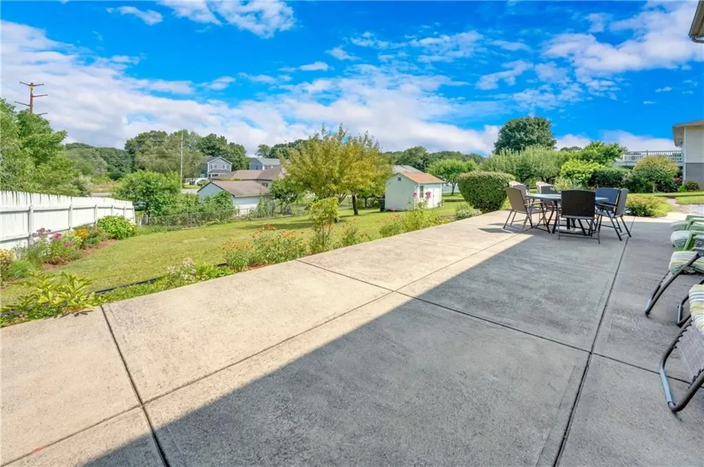 89 Vineyard Avenue Cumberland RI 02864
