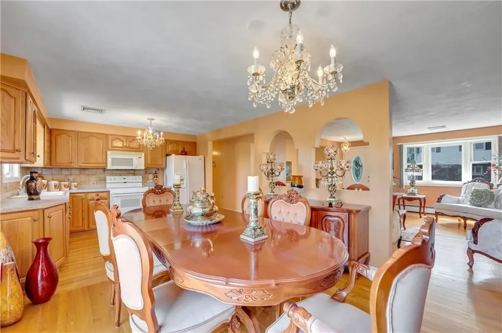 89 Vineyard Avenue Cumberland RI 02864