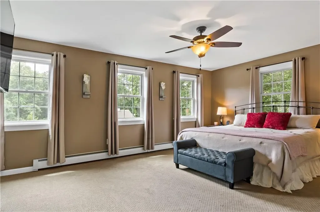20 North Christopher Avenue Tiverton RI 02878