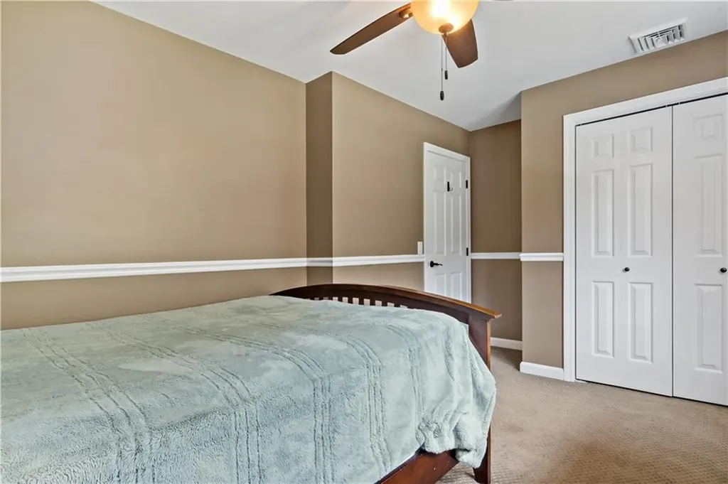 20 North Christopher Avenue Tiverton RI 02878