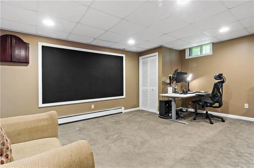 20 North Christopher Avenue Tiverton RI 02878