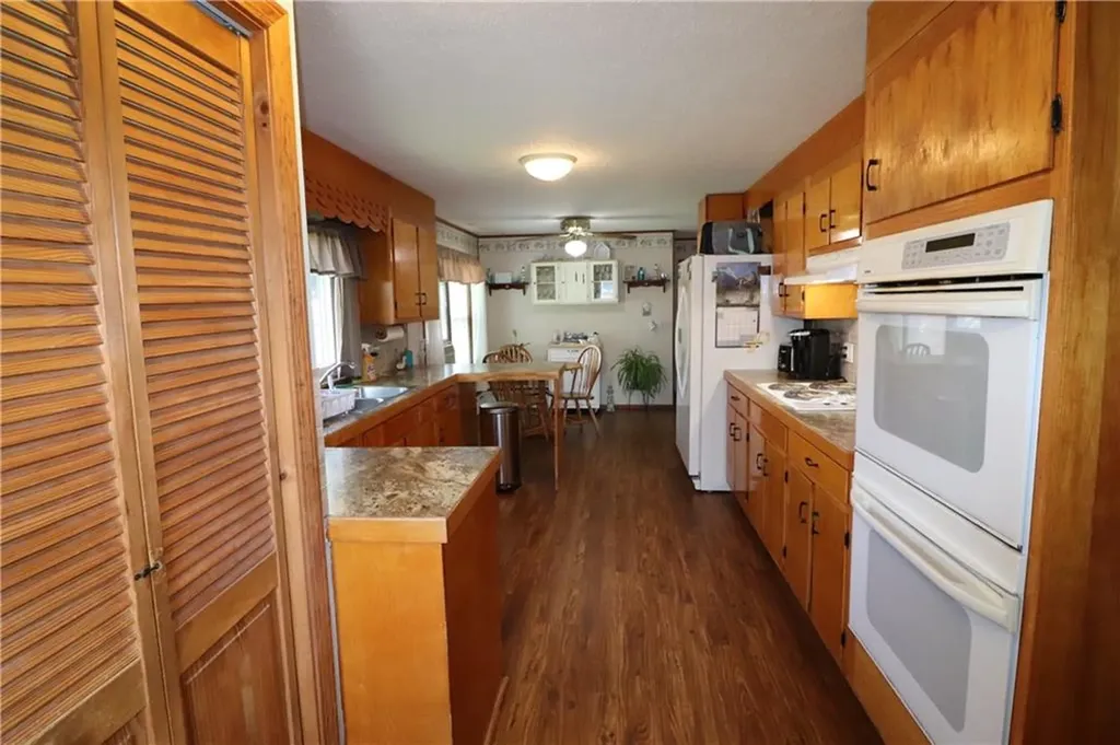47 Arbor Terrace Tiverton RI 02878