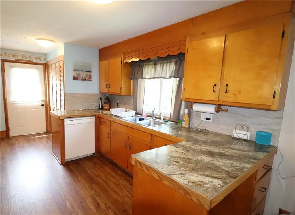 47 Arbor Terrace Tiverton RI 02878