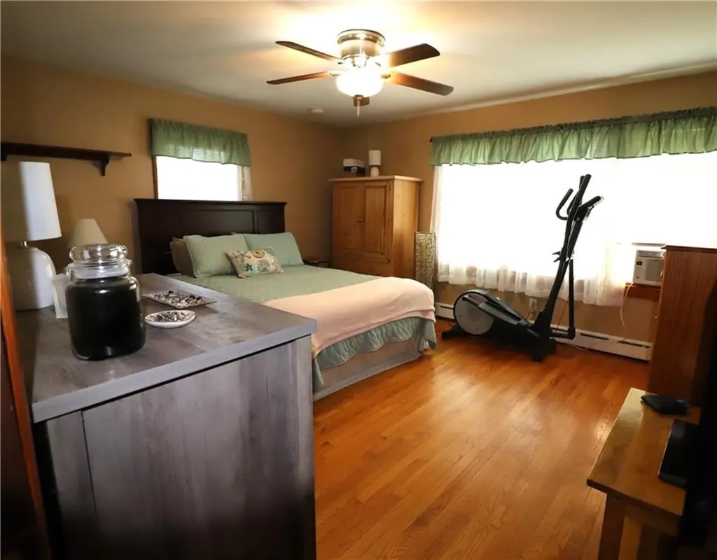 47 Arbor Terrace Tiverton RI 02878
