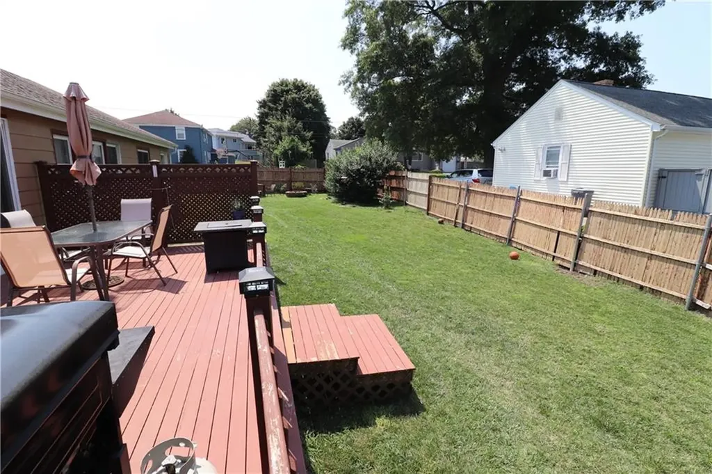 47 Arbor Terrace Tiverton RI 02878