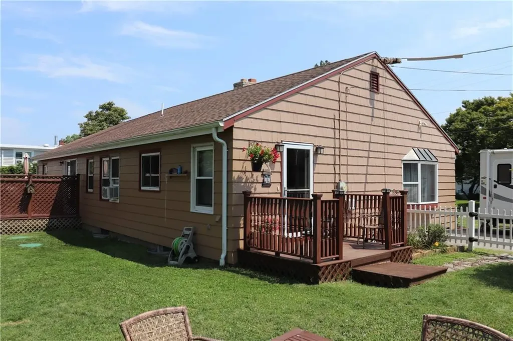 47 Arbor Terrace Tiverton RI 02878