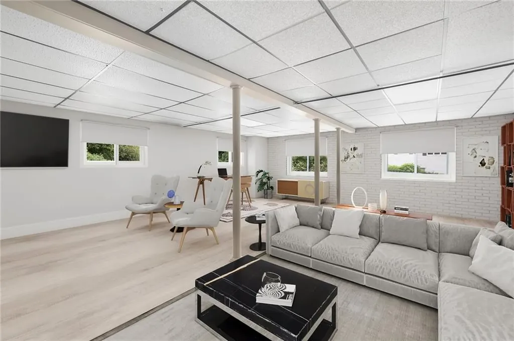124 Swan Road Smithfield RI 02917