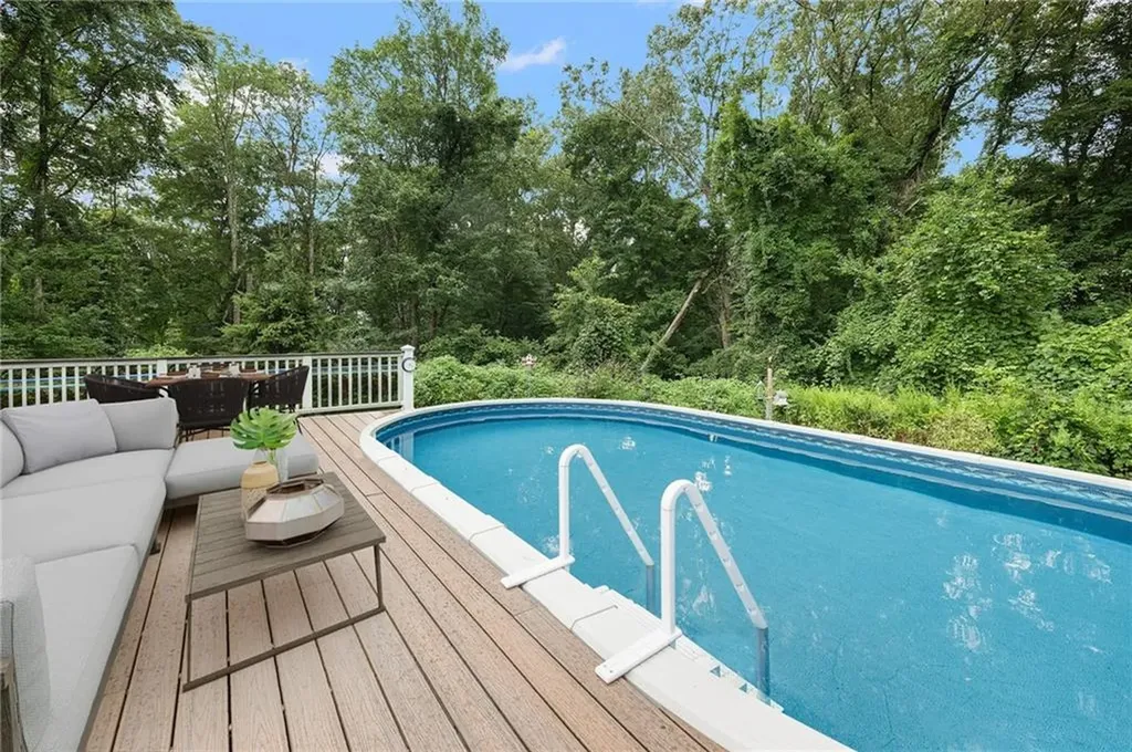 124 Swan Road Smithfield RI 02917