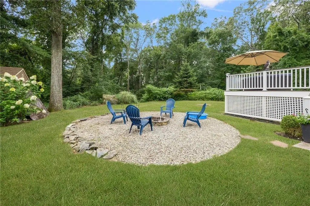 124 Swan Road Smithfield RI 02917