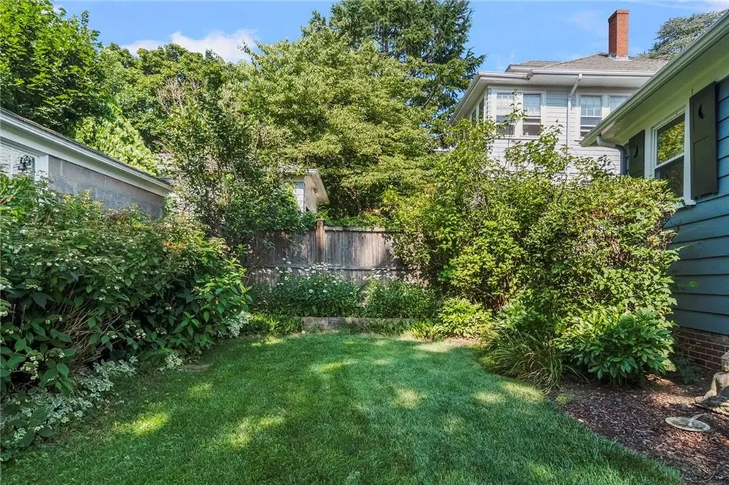 357 Rochambeau Avenue Providence RI 02906