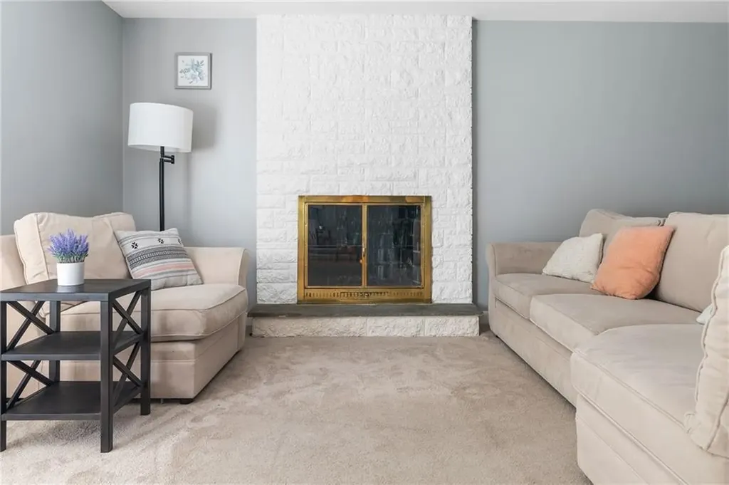 11 Everett Road Cranston RI 02920