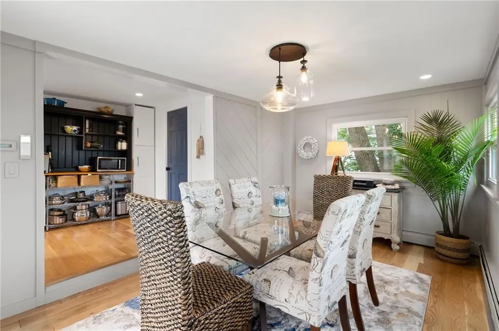 96 Harris Avenue Warren RI 02885