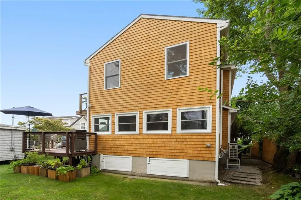 96 Harris Avenue Warren RI 02885
