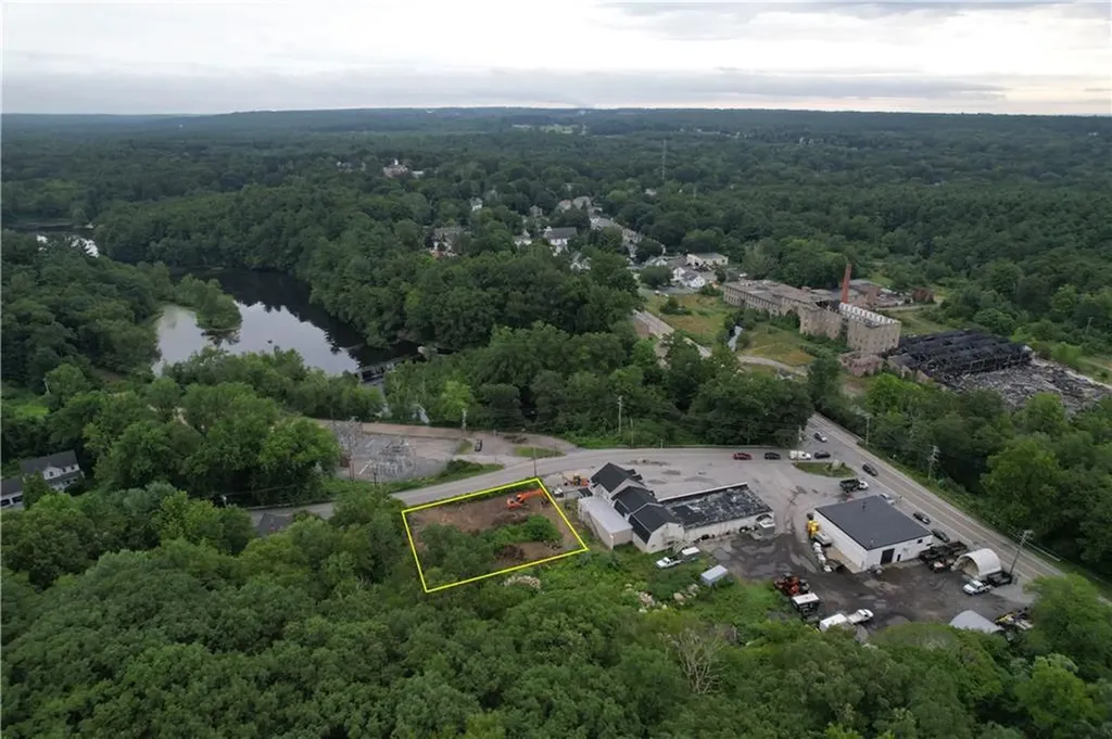16 Hope Furnace Road Scituate RI 02831
