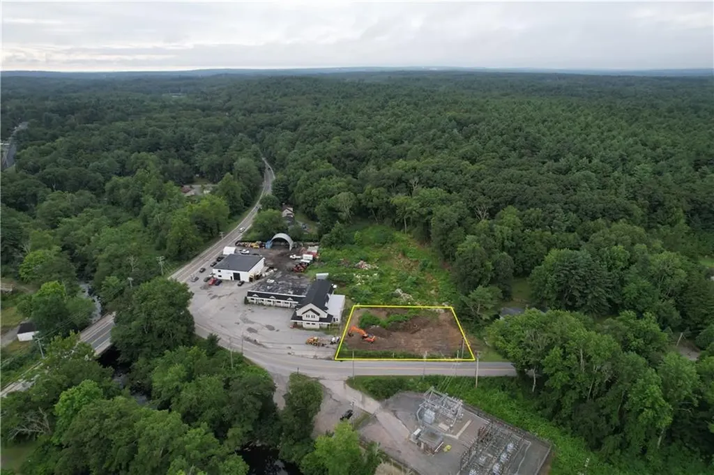 16 Hope Furnace Road Scituate RI 02831