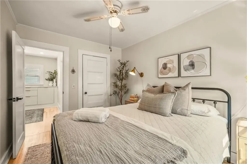 52 Hammond Street Newport RI 02840