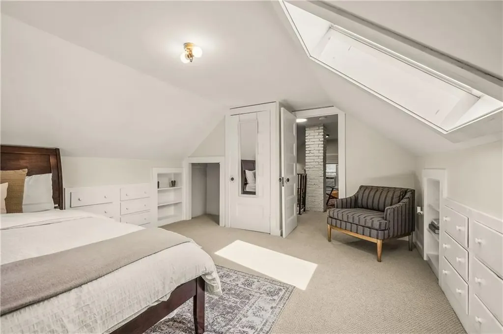 52 Hammond Street Newport RI 02840