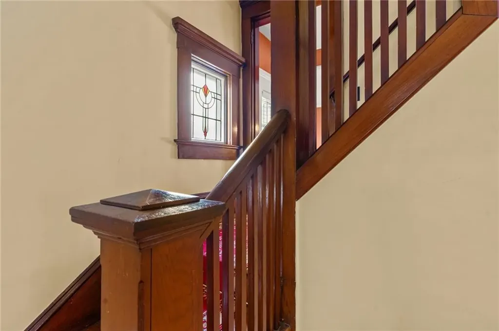 212 Pawtuxet Avenue Cranston RI 02905