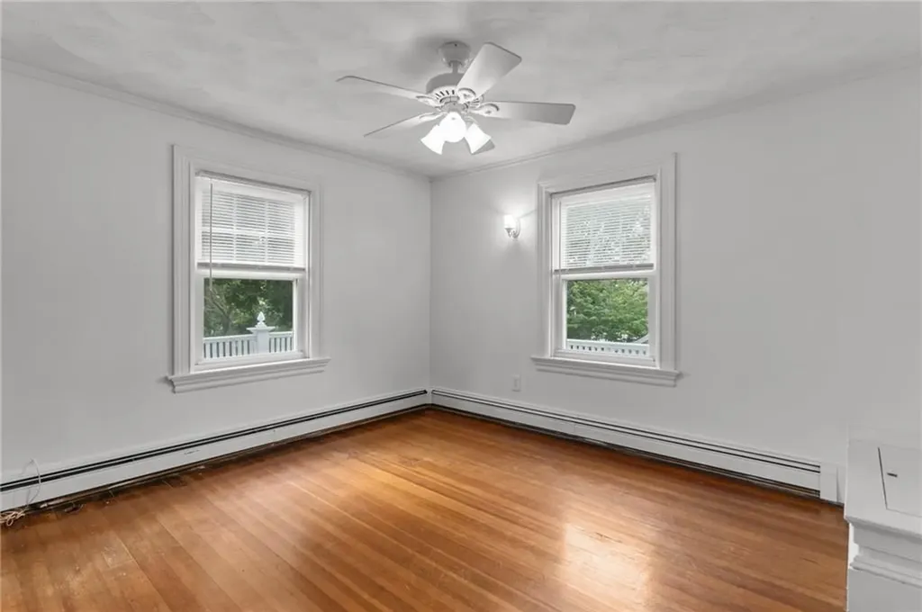 212 Pawtuxet Avenue Cranston RI 02905