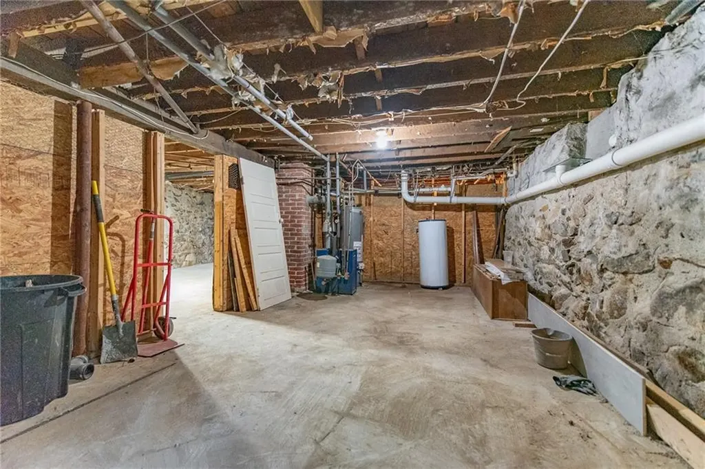 209 Crawford Street Woonsocket RI 02895