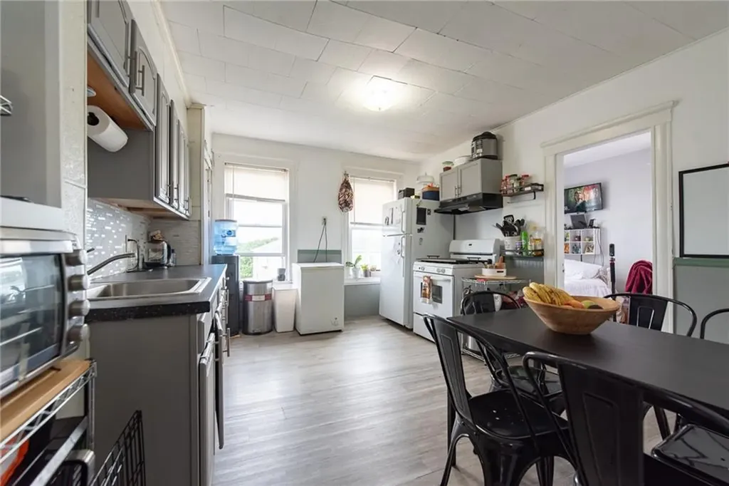 209 Crawford Street Woonsocket RI 02895