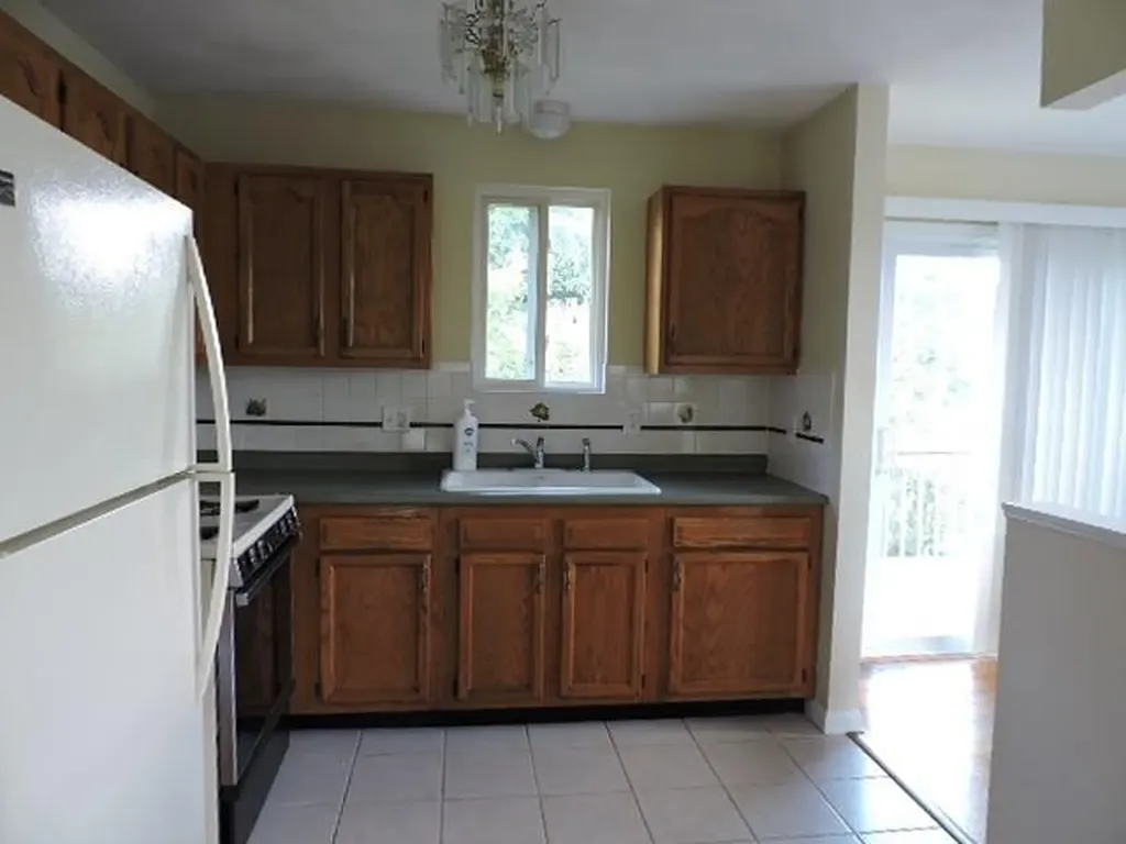 29 Clyde Street West Warwick RI 02893