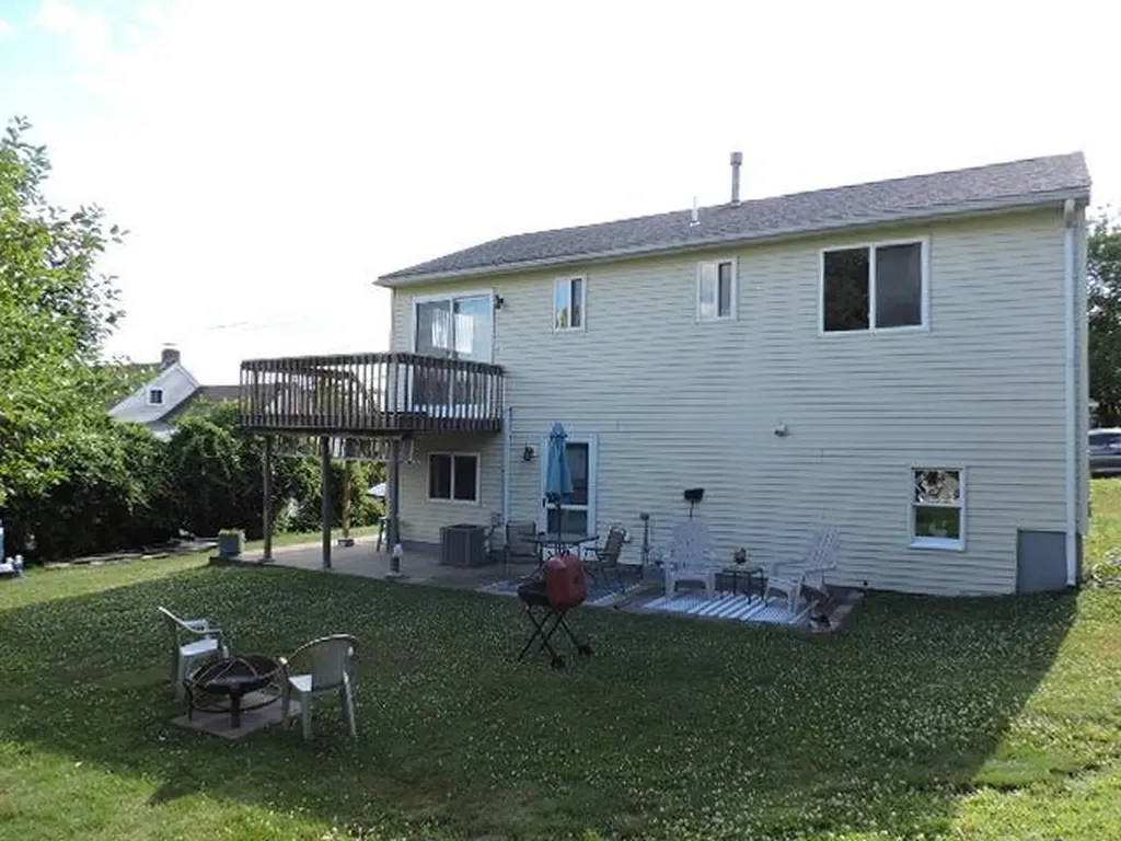 29 Clyde Street West Warwick RI 02893