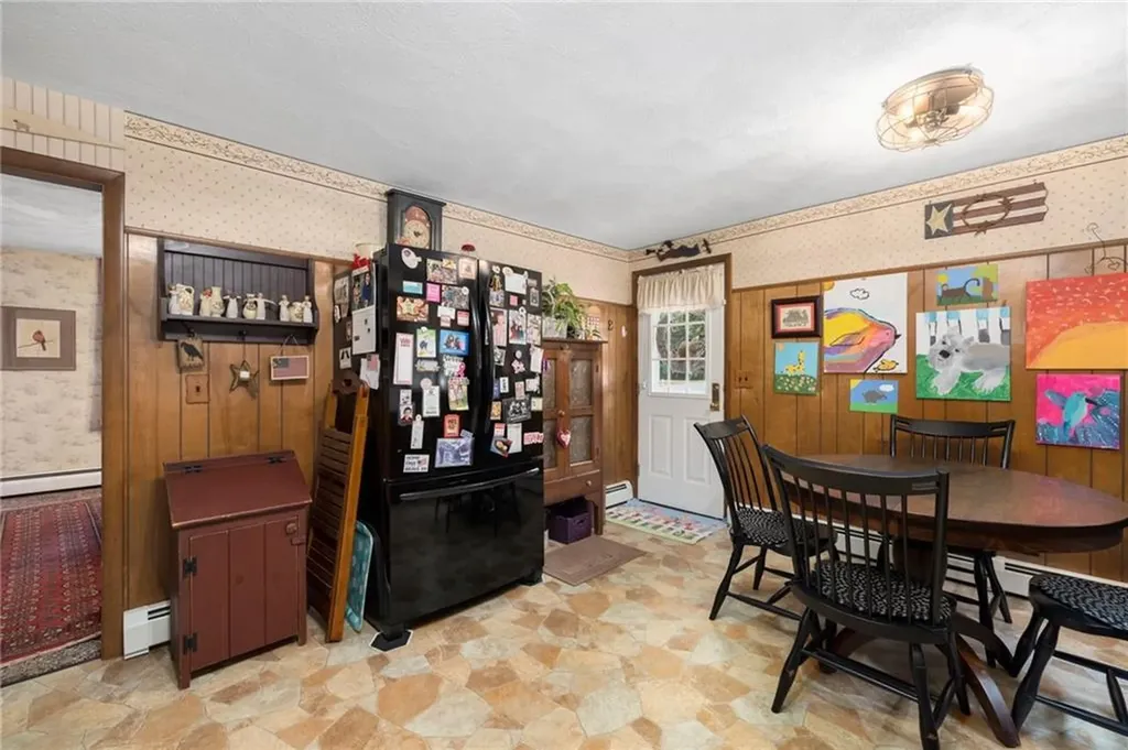 27 Jambray Avenue Warwick RI 02886