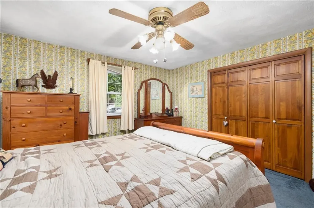 27 Jambray Avenue Warwick RI 02886