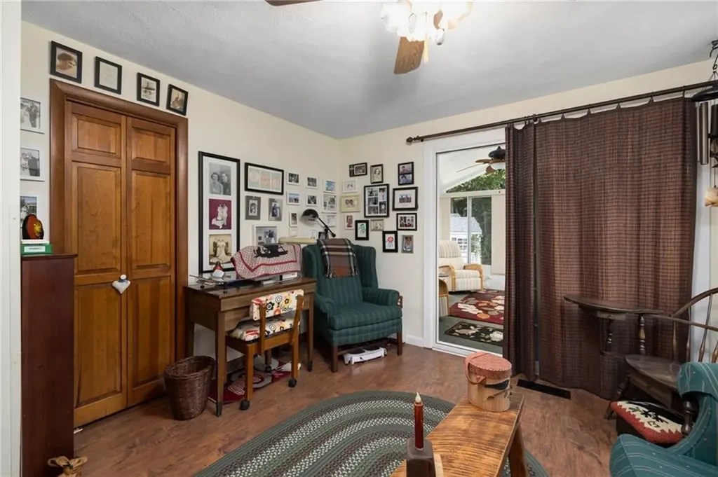 27 Jambray Avenue Warwick RI 02886