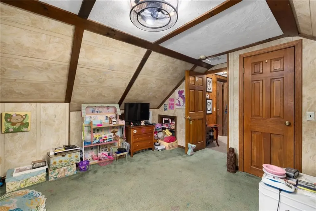 27 Jambray Avenue Warwick RI 02886