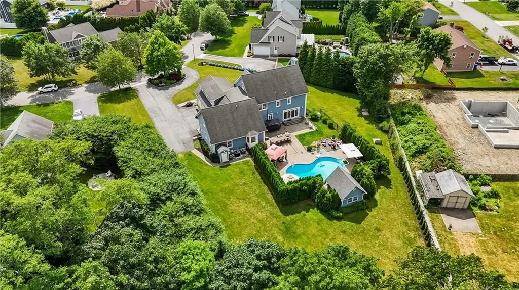 10 Casey Drive Bristol RI 02809