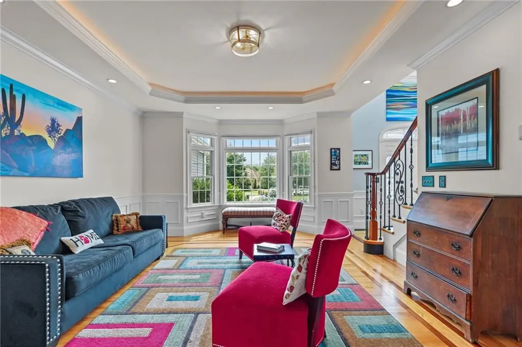 10 Casey Drive Bristol RI 02809