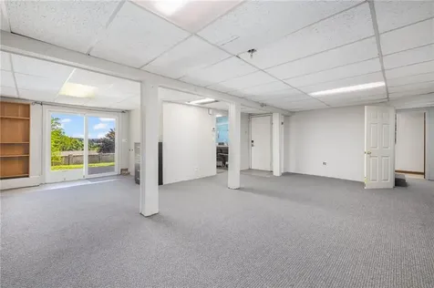 2 Vera Street Cranston RI 02920