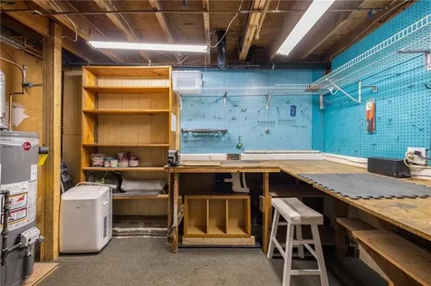 2 Vera Street Cranston RI 02920