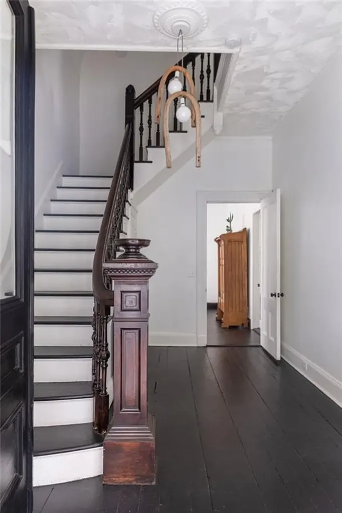 519 Spring Street Newport RI 02840