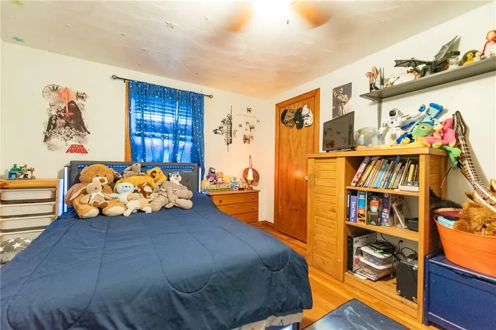 30 Columbine Avenue Pawtucket RI 02861