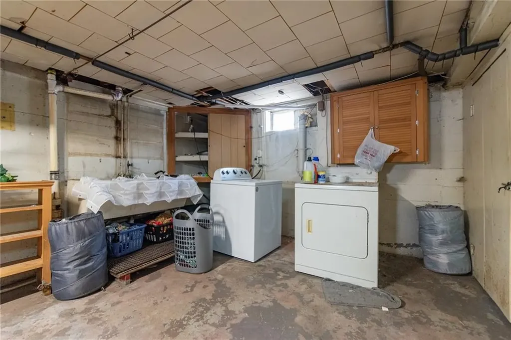 30 Columbine Avenue Pawtucket RI 02861