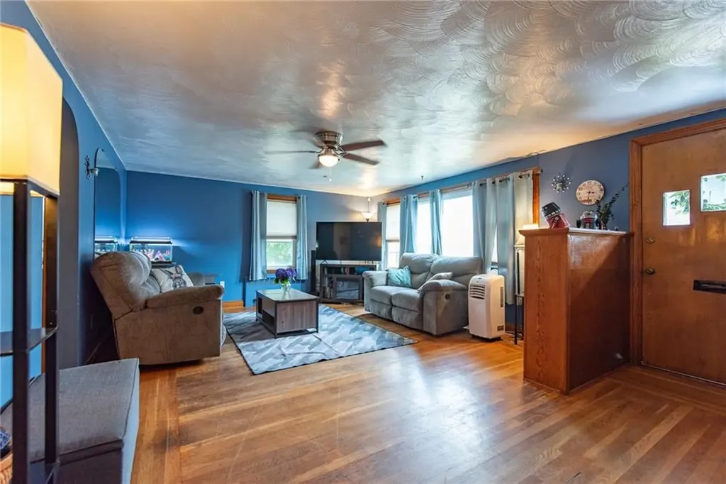30 Columbine Avenue Pawtucket RI 02861