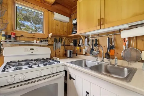 681 Corn Neck Road Block Island RI 02807