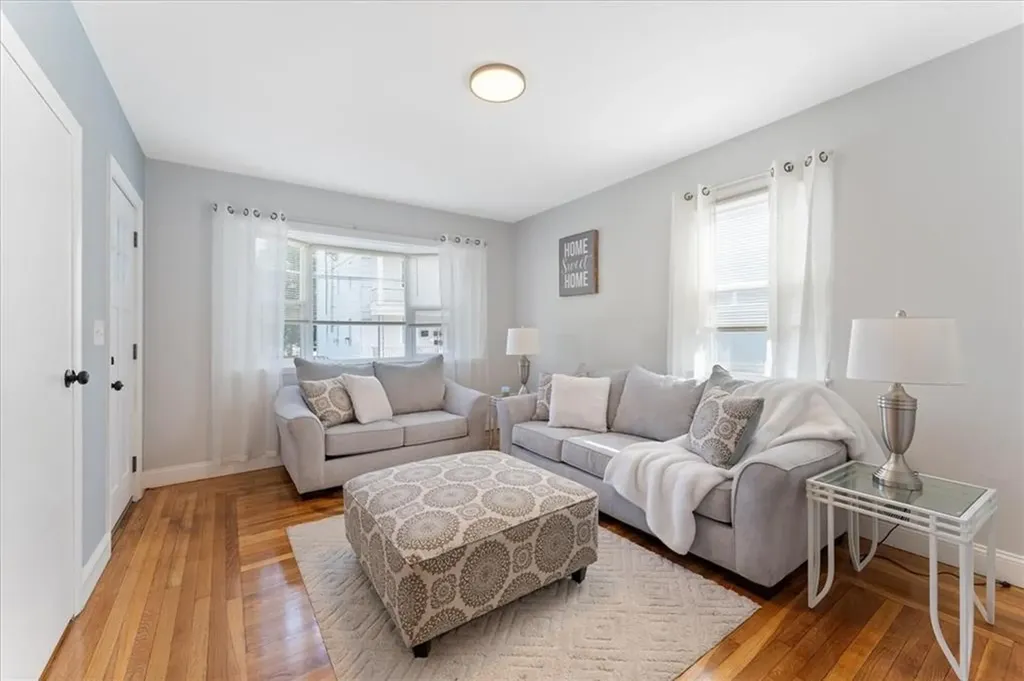 12 Roosevelt Street North Providence RI 02904
