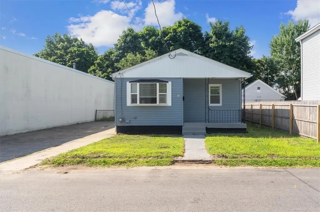 12 Roosevelt Street North Providence RI 02904