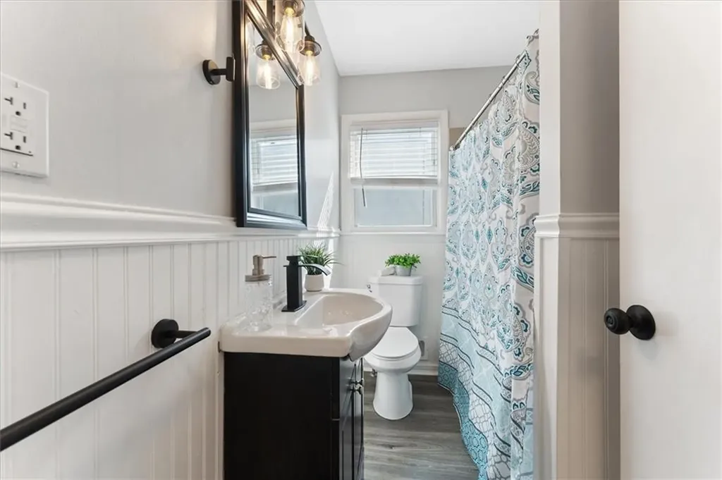 12 Roosevelt Street North Providence RI 02904