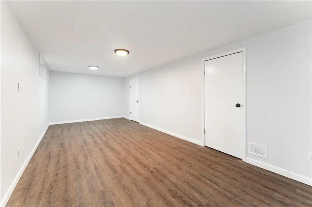 12 Roosevelt Street North Providence RI 02904