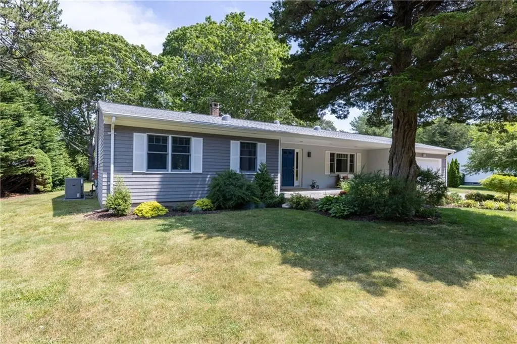 8 Pine Woods Court Westerly RI 02891