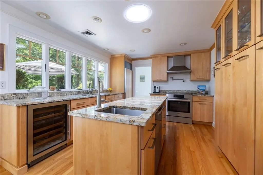8 Pine Woods Court Westerly RI 02891