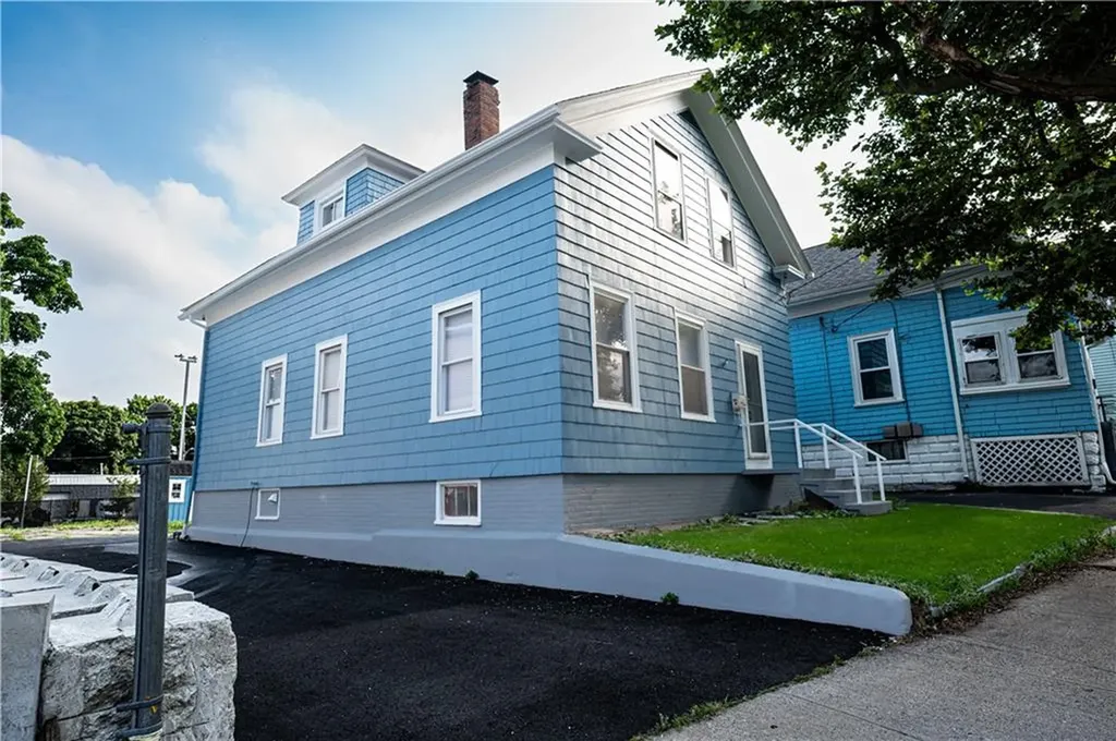 176 Baker Street Providence RI 02905
