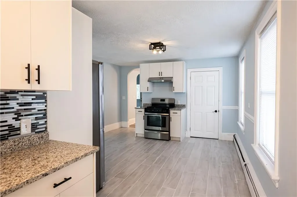 176 Baker Street Providence RI 02905