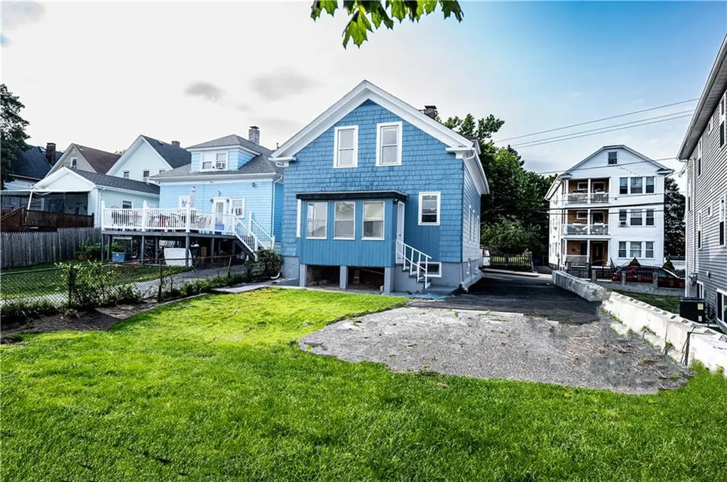 176 Baker Street Providence RI 02905