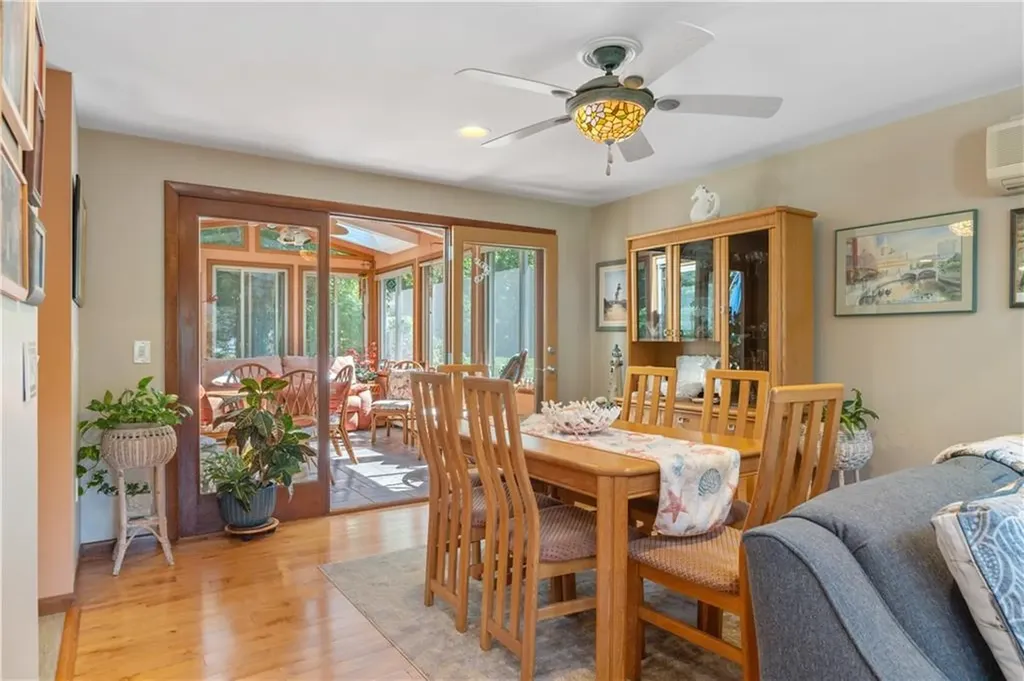 45 West Bay Drive Narragansett RI 02882